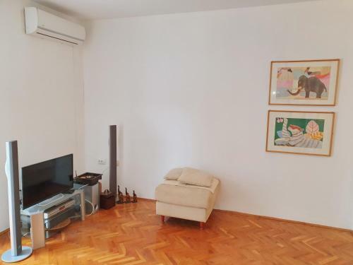 Budva Family Friendly Apartment