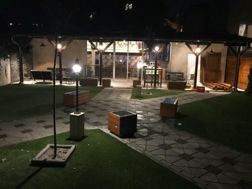 Villa Nina Hotel & Lounge Bar