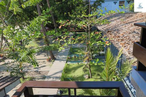 Hotel Lagoon Ngapali Beach Lodge