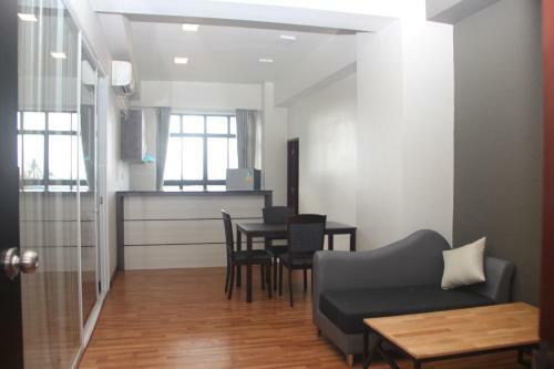 Myanandar Residence & Hotel