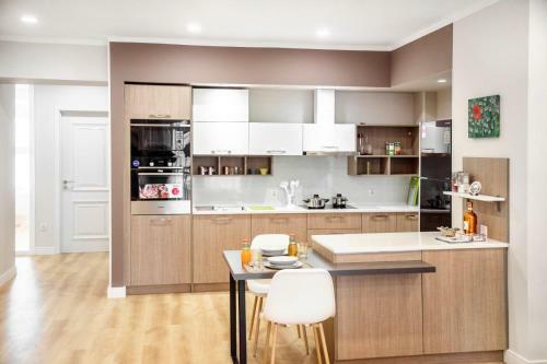 Naran Residence Lifestyle Serviced Apartment