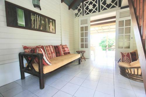 Sunny Bungalow