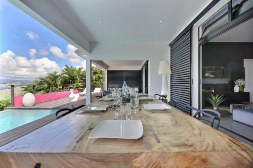 Villa Augustine - Villa de R�ve Design 4 Chambres, Piscine Vue Mer