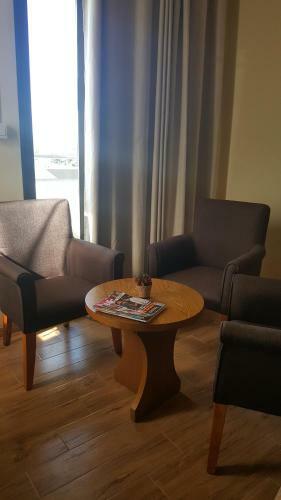 Apartamento The Monalysa Suites & Residence