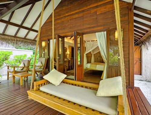 Hotel Medhufushi Island Resort