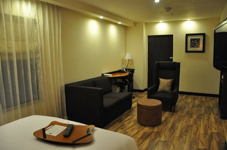 Hotel Hampton By Hilton Vadodara-alkapuri
