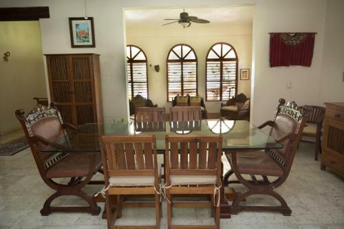 Apartamento 3br Private Lagoon Front House With Deck And Kayaks