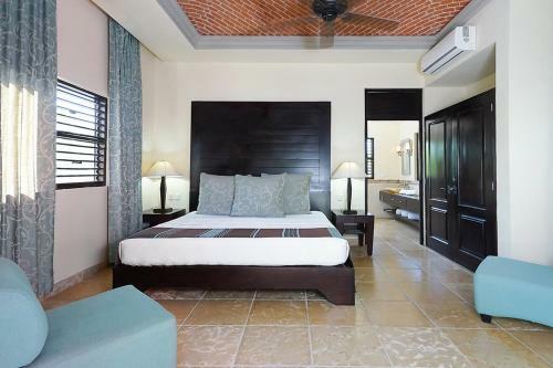 Tankah Cuatro Villa Sleeps 12 With Pool And Air Con