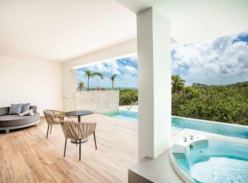 Hotel Majestic Elegance Costa Mujeres - All Inclusive