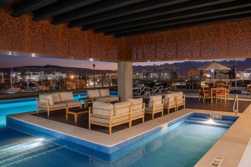 Hotel Doubletree By Hilton Celaya