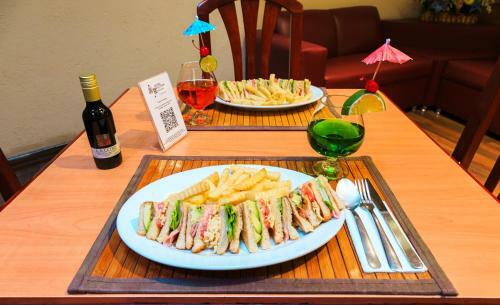 Hotel Revoluci�n