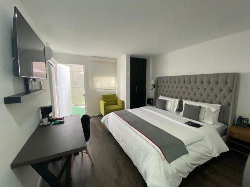 Hotel Suites Arboleda 215