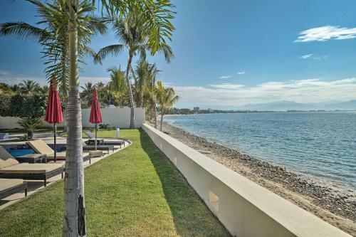 Apartamento Coastal Mexico Penthouse With Views And Rooftop Pool!