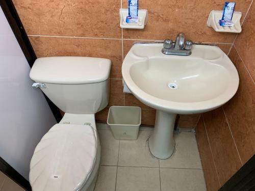 Hotel Real De Juarez