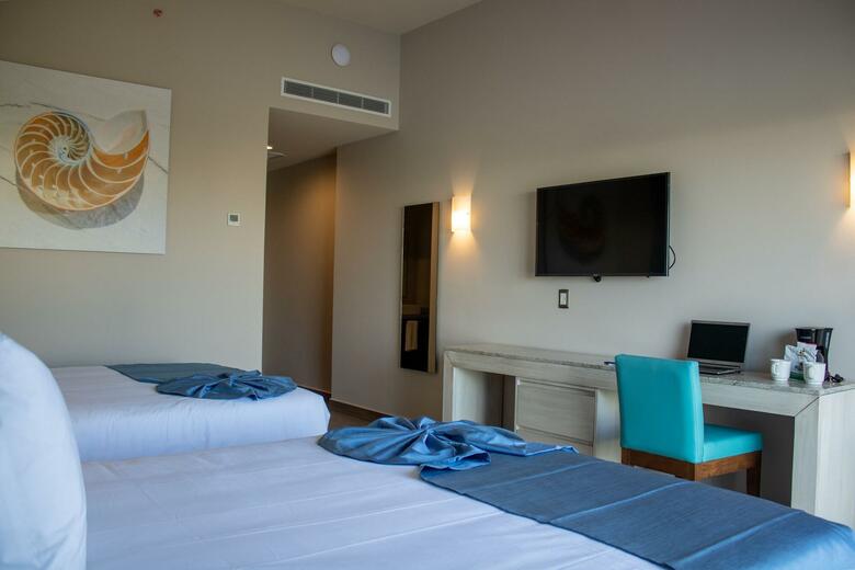Varali Grand Hotel