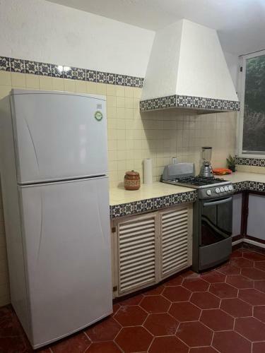 Casa Economica Con Alberca Privada