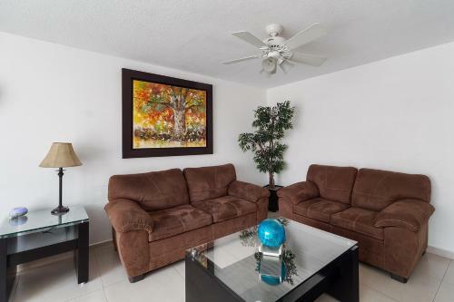 Apartamento Acogedora Suite Alberca Bernardo Quintana 3b
