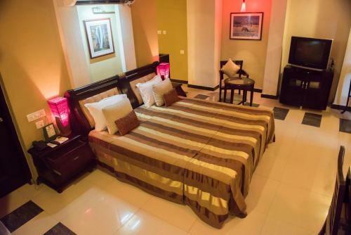 Hotel Pushpak