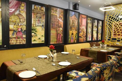 Hotel Pushpak