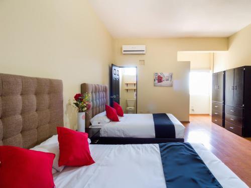 Hotel Capital O Ecohabit Monterrey