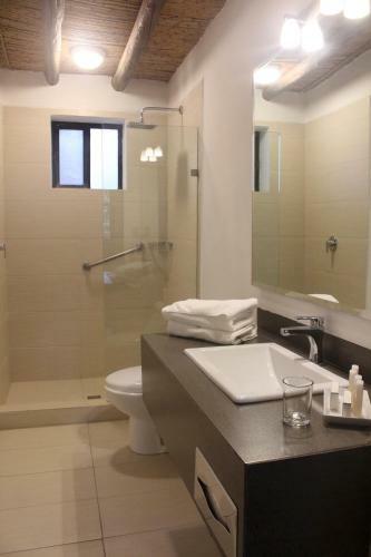 Hotel Hostal El Farol