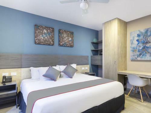 Bfh Attraction Hotel Deluxe By Bfh