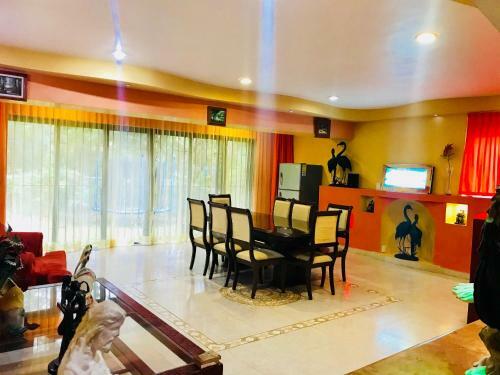 Hostal Sunset Room In Stunning Villa Playacar Townhouse Stage 2