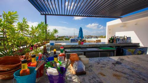 Apartments @ Anah Playa