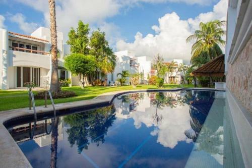 3bd 3bth Gorgeous Modern Villa Mins From Beach Wifi And Pool By Mint