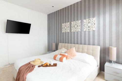 2 Joined Apartments Marvelous Rooftop Pool And Spectacular Ocean View