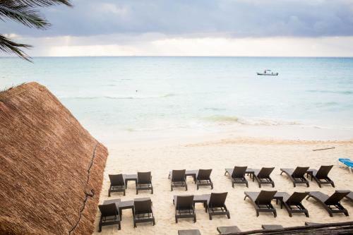 Playa Maya By Mij - Beachfront Hotel