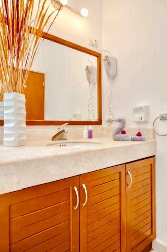Hostal Executive Budget Room With Swimming Pool Air Conditioning And Parking