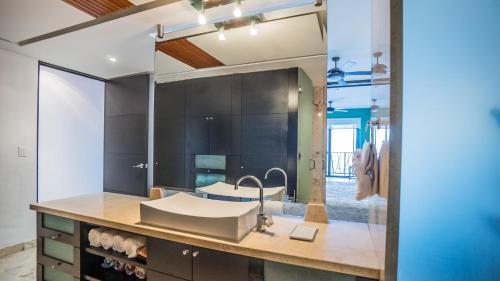 Apartamento Las Brisas 402 Condo