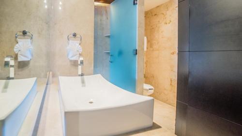 Apartamento Las Brisas 402 Condo