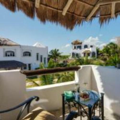 Beach Front Villa With Infinity Pool