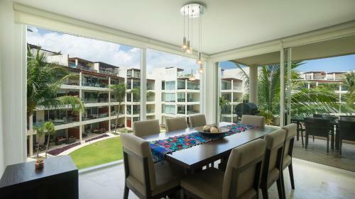 2 Bedroom Ocean View Condo At The Elements By Bric