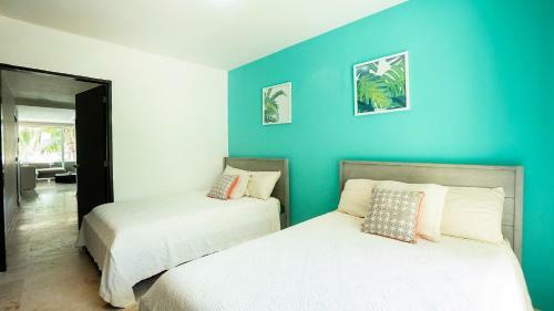 2 Bedroom Ocean View Condo At The Elements By Bric