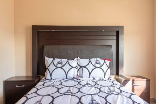 Apartment With Excellent In-town Location