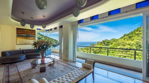 Posada Ocean Frontage Accommodations With Full Kitchen