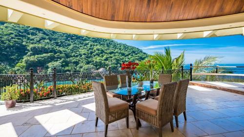 Posada Ocean Frontage Accommodations With Full Kitchen
