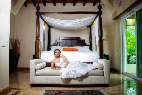 Luxury Beach Frontage Villa With Amazing Views For Rent