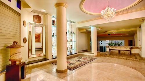 10 Million Dollar Villa For Rent