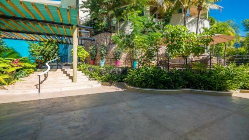 10 Million Dollar Villa For Rent