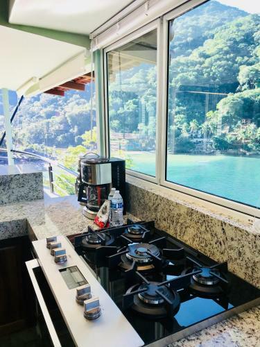 Hostal Ocean Frontage Two Bedroom Family Compound With Full Kitchen