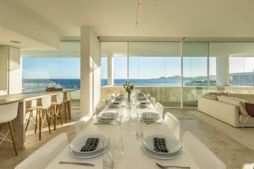 Eagle's Nest At Viceroy 5 Bdr Penthouse