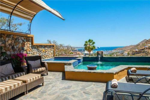 Ocean View 4br Villa Steps From Cabo, Villa Haydee