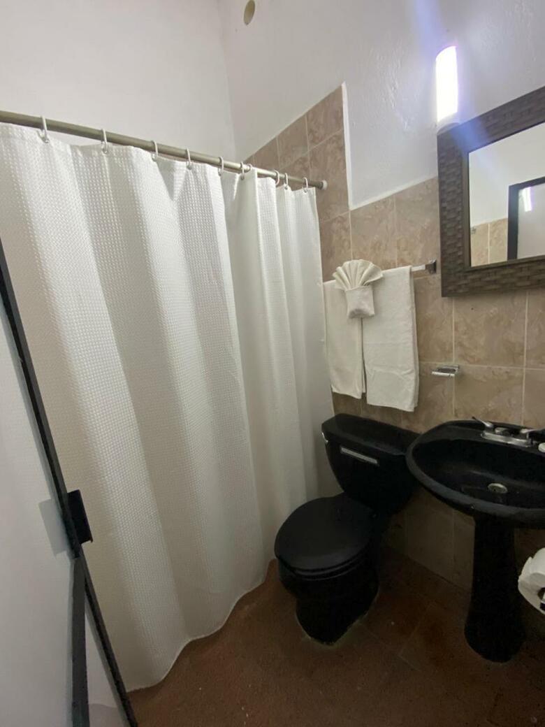 Hotel & Hostal Del Sol