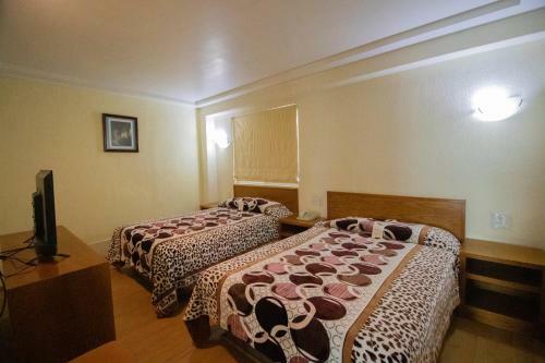 Hotel Mar�a Isabel