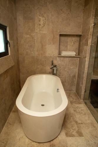 Bed & Breakfast Xaha Villas Suites & Golf Resort