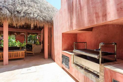 Explore Tulum Area By Bike! Colourful Condo W/pool